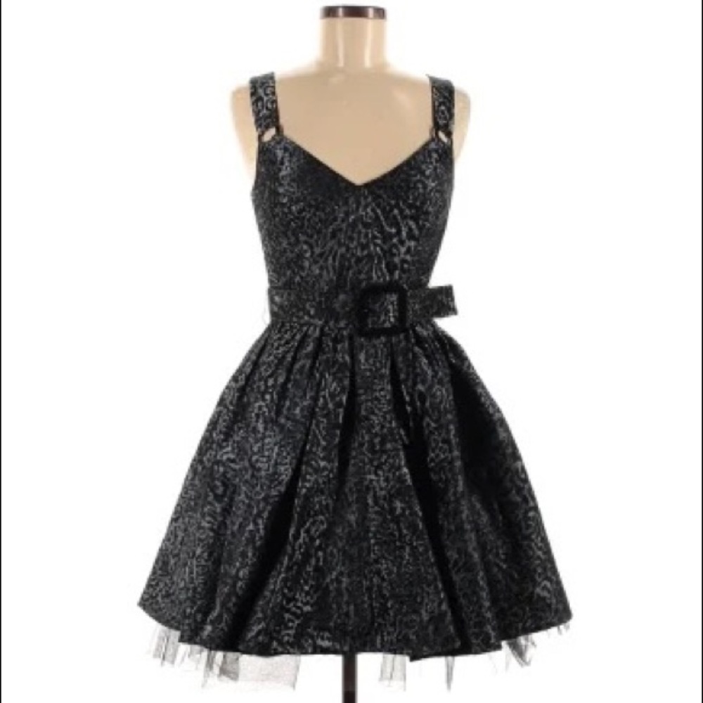 NWT Betsey Johnson Black Gray Animal Print Fit & Flare Cocktail Party Dress